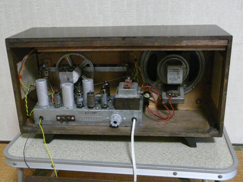 ナショナル mT真空管式2バンドラジオ UA－625